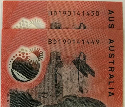 AUS BANKNOTES: 2019 SCARCE 2X $20 BOTH WITH LONG SIGNATURES IN CONSECUTIVE ORDER