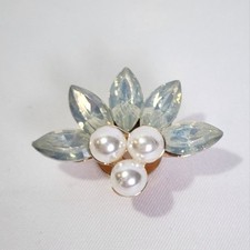 One Pearl and Crystal Rhinestone Shoe Croc Charm Jibbitz