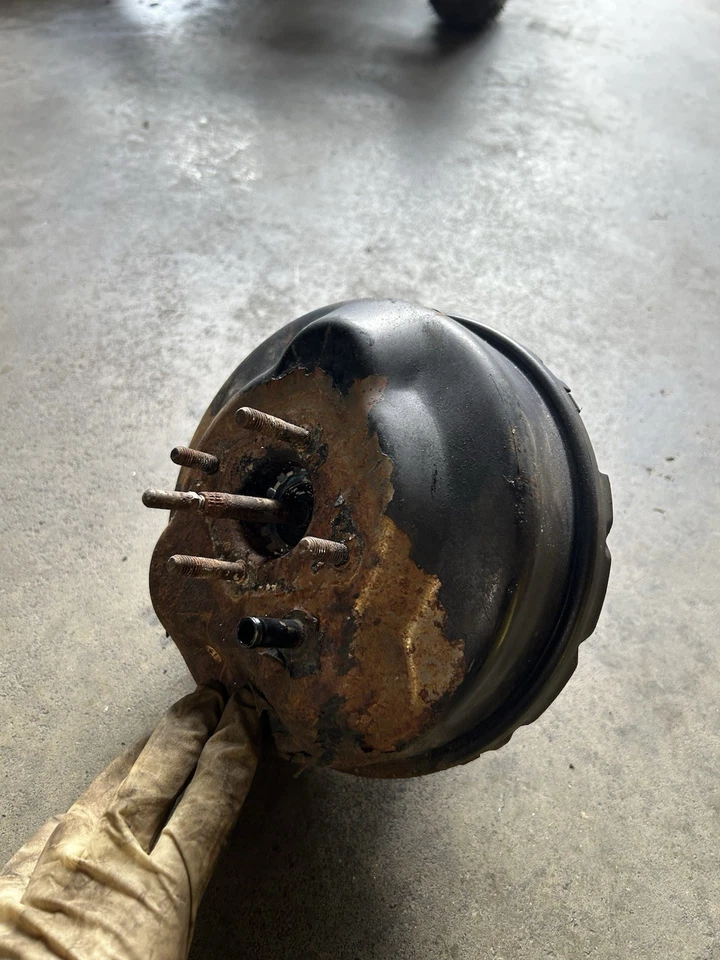 1978 Datsun 280z Brake Booster For Core Or Parts - Image 3 of 4