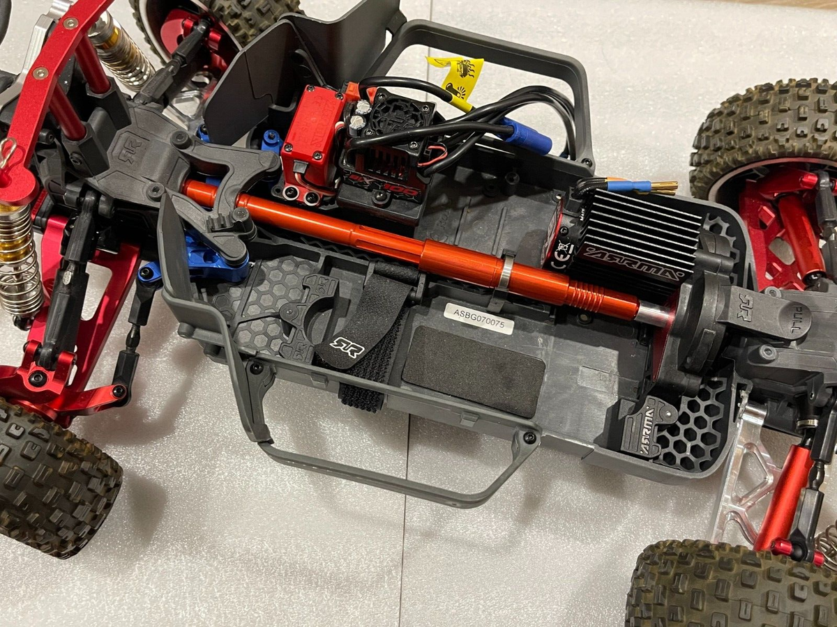 Aluminum Center CVD Driveshaft W/ Spring Arrma vendetta 4x4