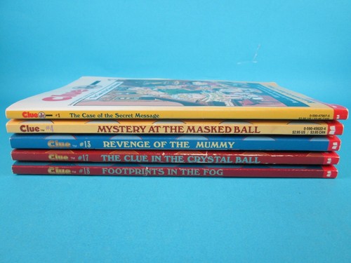 CLUE Chapter Books Lot Mystery by A E Parker #4, 13, 17, 18 + CLUE JR #1 Book - Picture 3 of 24