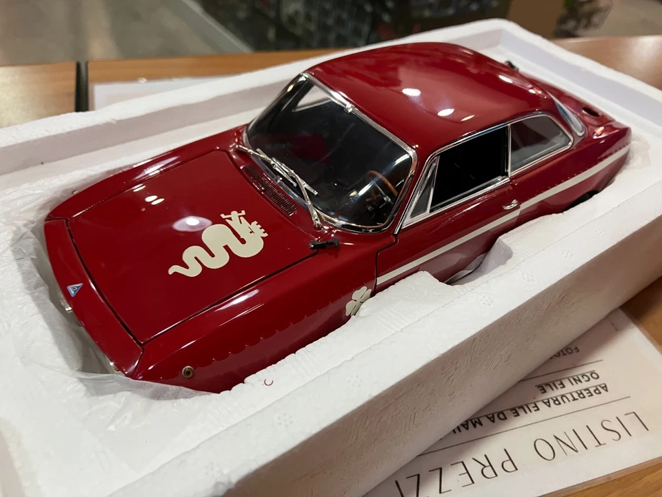 1/18 ALFA ROMEO GTA 1300 JUNIOR OPENIB PARTS MINICHAMPS 100120500 EXTREMELY RARE - Immagine 2 di 2