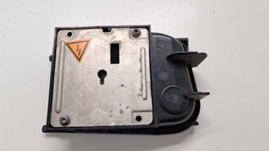 VW Passat B6 3C Xenon Scheinwerfer Kappe Abdeckung Deckel RECHTS 3C0941608 Cover