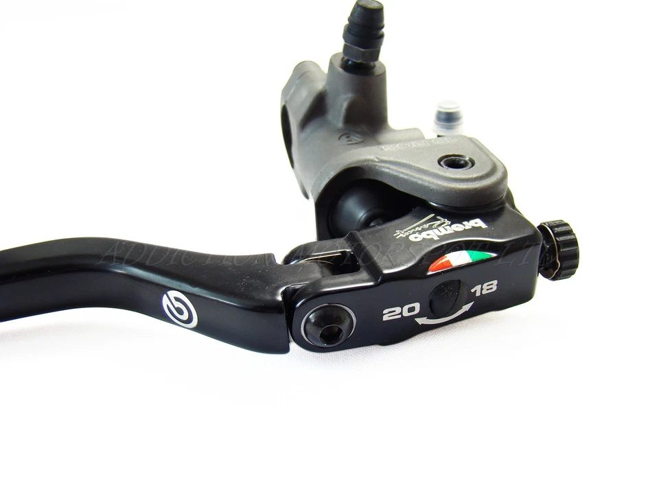 Cilindro maestro de freno radial BREMBO 19RCS, palanca plegable, Yamaha R1 Foto 3 de 4