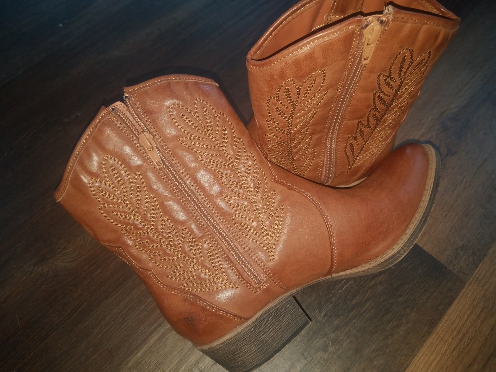 COCONUTS by Matisse Pistol Zippered Booties Womens Brown 7.5 Boots