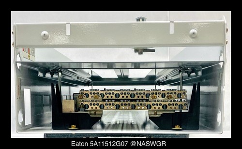 Eaton 5A11512G08 Pow-R-Line Panelboard - 225A/240V/3P4W - Unused - Picture 4 of 6