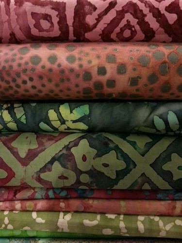 10 Fat Quarters, keine Duplikate, 100 % BATIK Baumwollstoff, Wundertüte + 3 Meter Gummizug - Bild 7 von 7