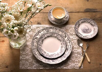 Spode DELAMERE BLACK サラダボウルとトレー皿セット　英国 Spode Delamere Collection 5-Piece Place Setting, Service for One
