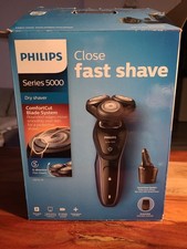 Golarka Philips serii 5000 - szybkie golenie Close, inteligentny system czyszczenia