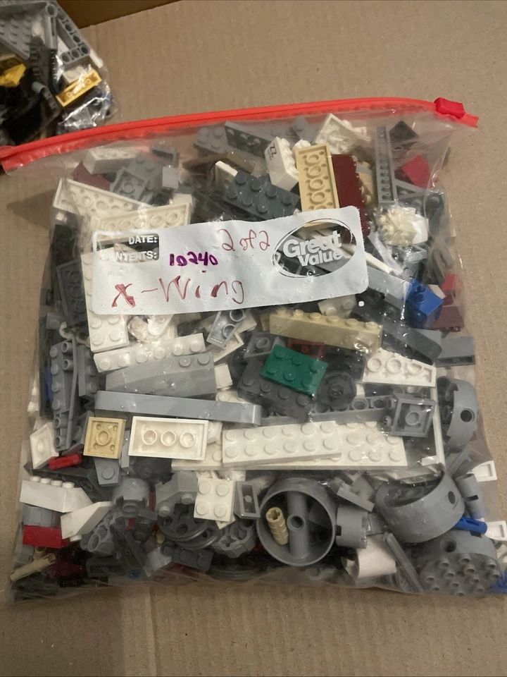 LEGO Star Wars: Red Five X-Wing Starfighter (10240) - Image 2 of 4