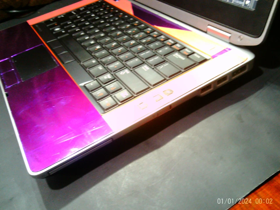 Dell E6420 SEA WELL,i7 2.7-3.4 Ghz, 250 SSD, 8 GB, 14.0" Foto 4 de 4