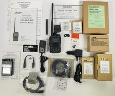 Yaesu VX-8DR/DE HT Ham Radio Lot W/ GPS Mic Charger 2 Batteries Software EUC