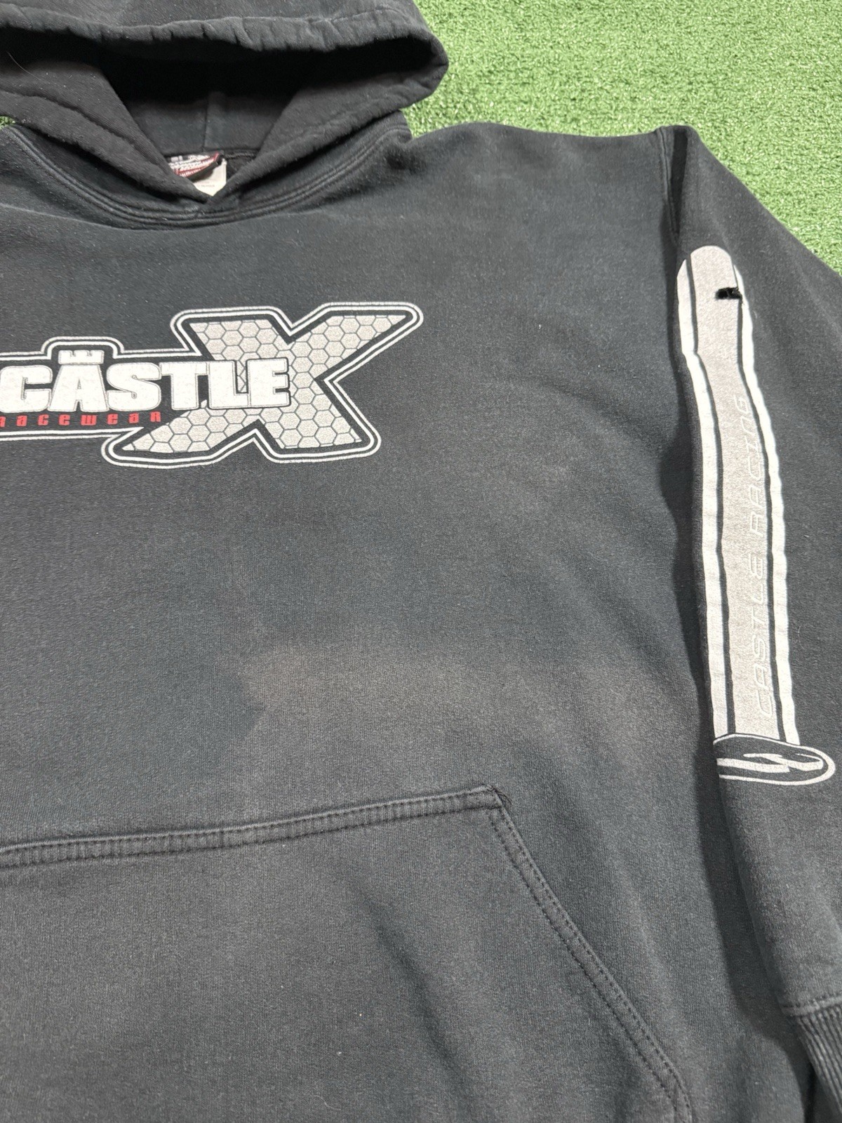 Castle x Racing Men’s Black Hoodie Sweatshirt Size Large thumbnail 5