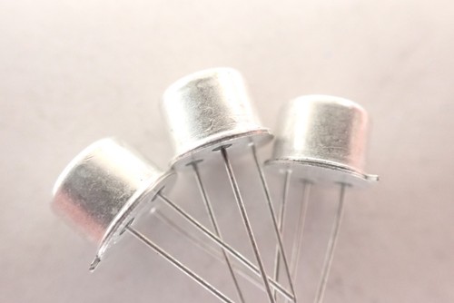 Motorola SEMELAB 2N3440 NPN High Voltage Transistor TO5 250V 1A X4 PER SALE - Picture 3 of 8