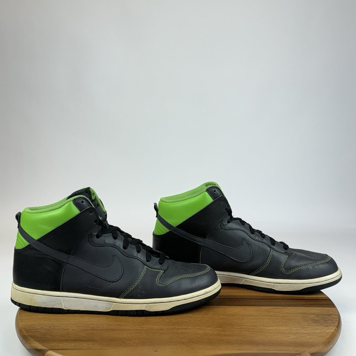 Mens Nike Dunk High Anthracite Green Leather Basketball  display picture 3