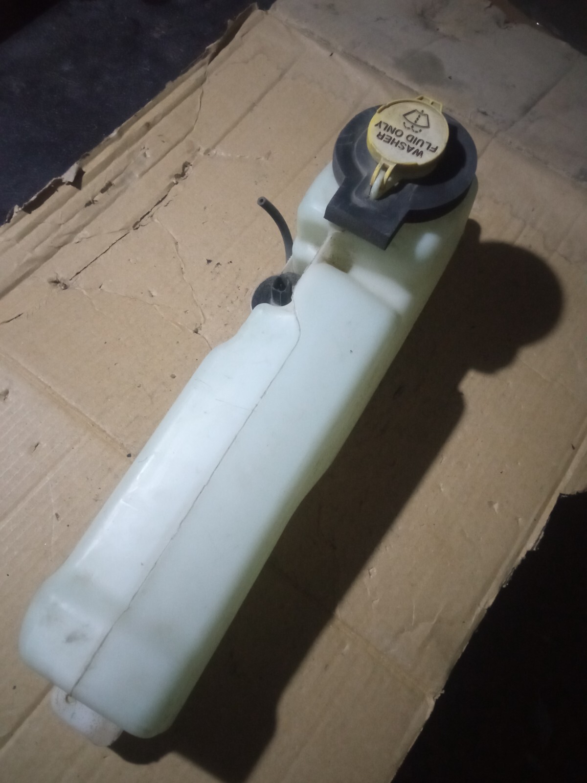 20012010 Chrysler PT Cruiser Windshield Washer Fluid Reservoir with