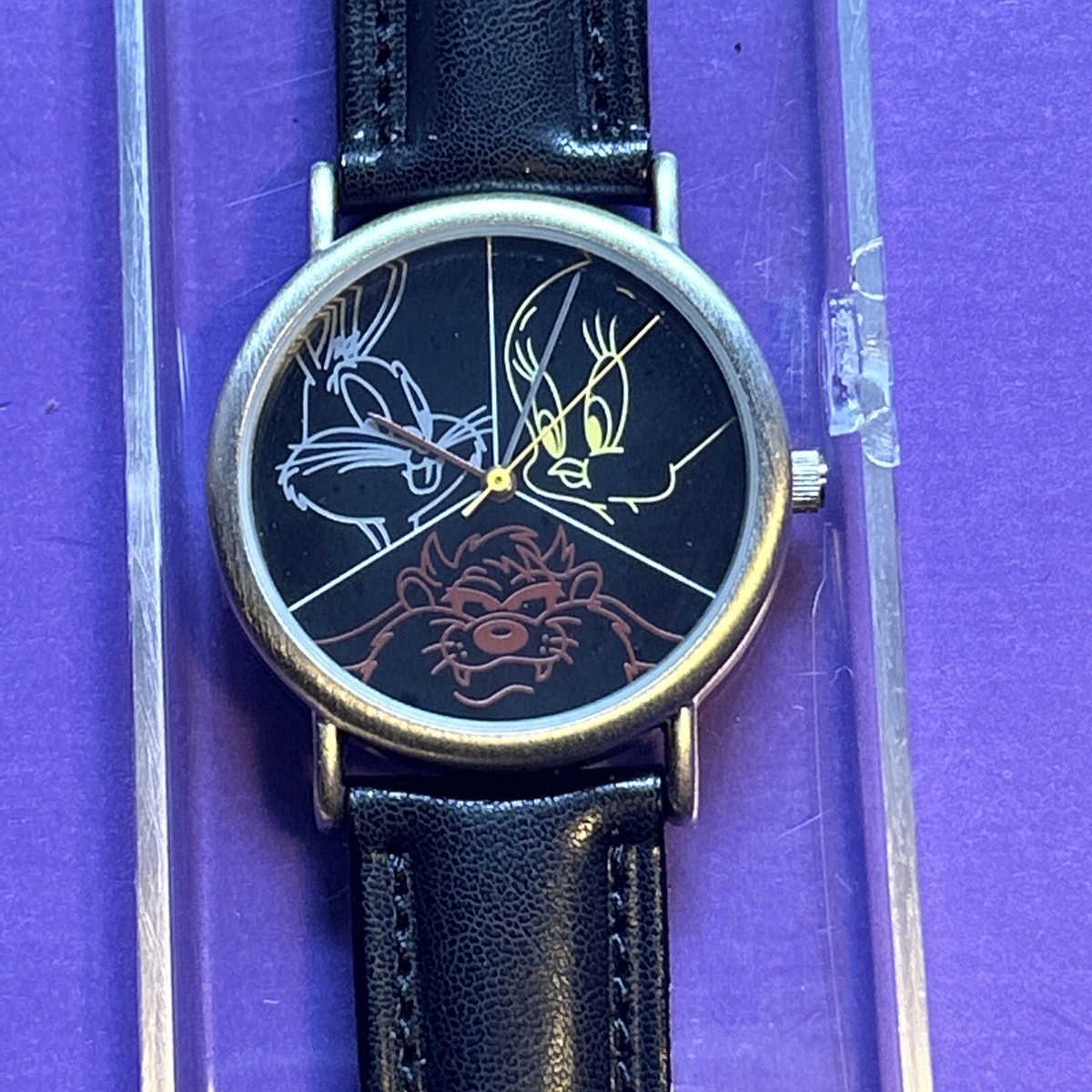 1997 SPECIAL EDITION WARNER BROS. WATCH BLACK LEATHER BAND 1997 SPECIAL EDITION WARNER BROS. WATCH BLACK LEATHER BAND
