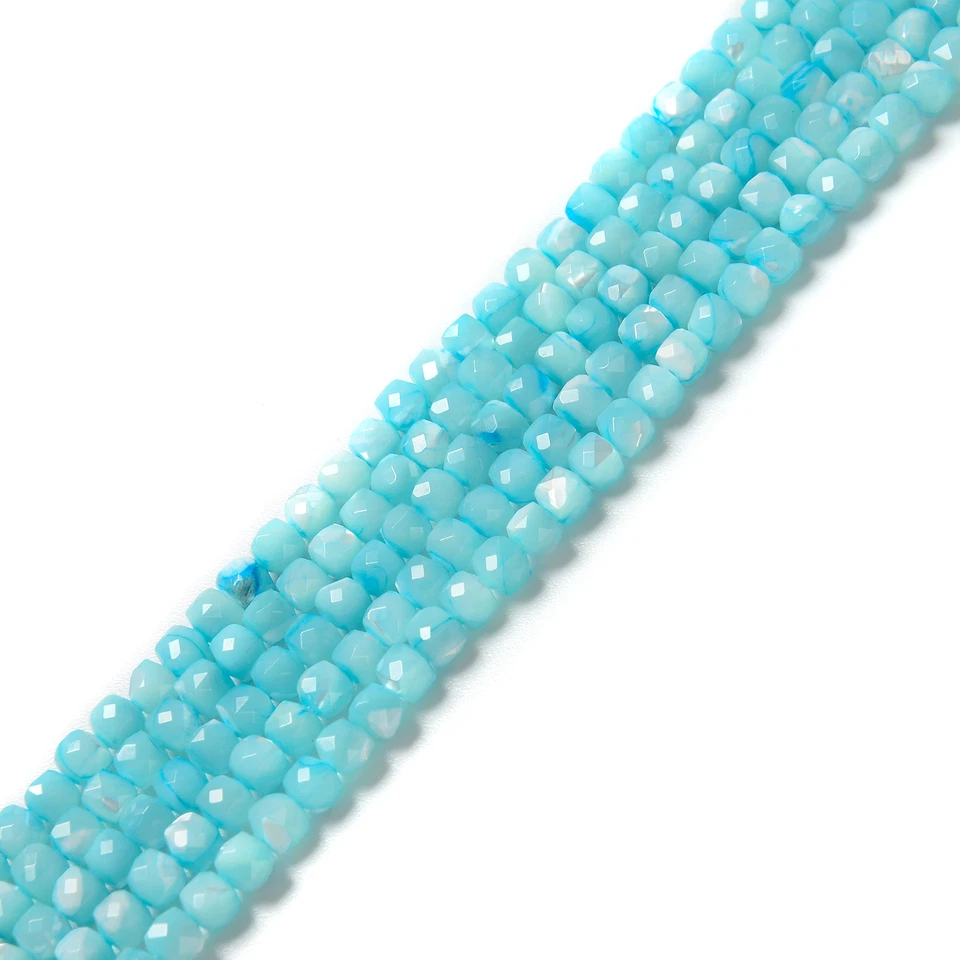 Cuentas de cubo facetadas de madreperla azul aguamarina tamaño 4,5 mm 15,5"" hilo Foto 3 de 3