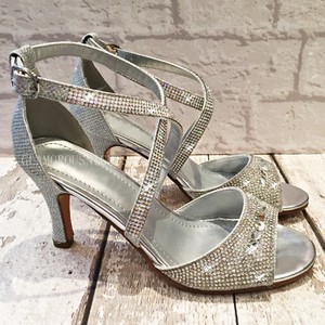 ladies silver strappy sandals