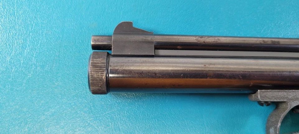 Rare Crosman Sears JC Higgins Model 150 Air Pistol Co2 .22 Cal + Provenance 1141 - Image 3 of 4