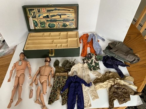 Vintage Talking GI JOE -additional Body/Parts-Clothes & Foot Locker