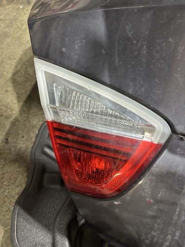 BMW E 90 Limousine Rücklicht Links Hecklappe