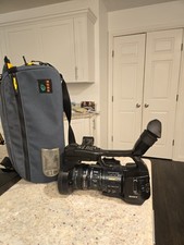 Sony PMW EX1 XDCAM EX Solid State Camcorder 1080P HD 3095H Camera Only