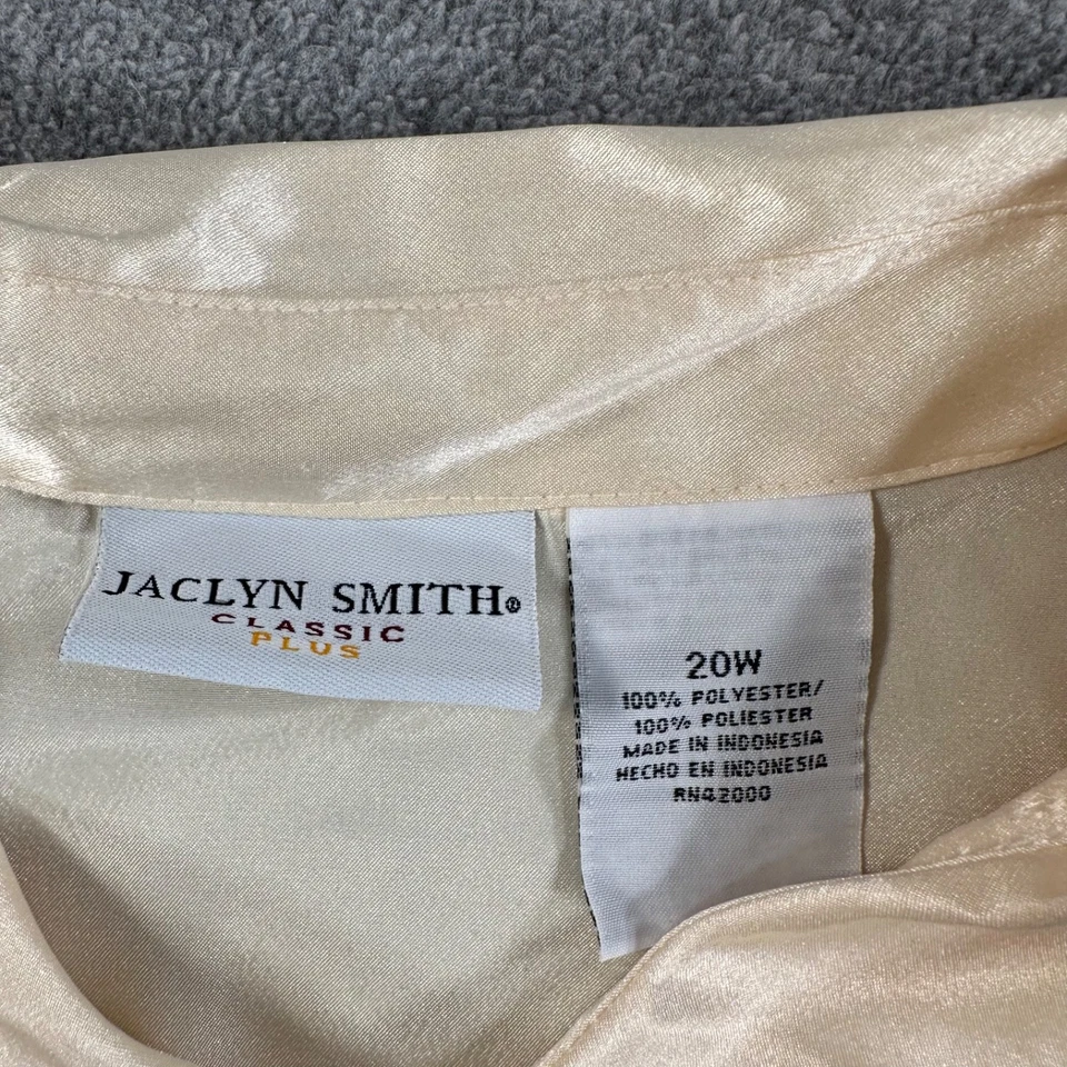 Blusa para mujer Jaclyn Smith satinada con botones 20W marfil vintage brillante vacaciones Foto 3 de 4