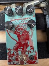 Walrus Audio Deep Six Compressor/Sustainer Guitar Effects Pedal