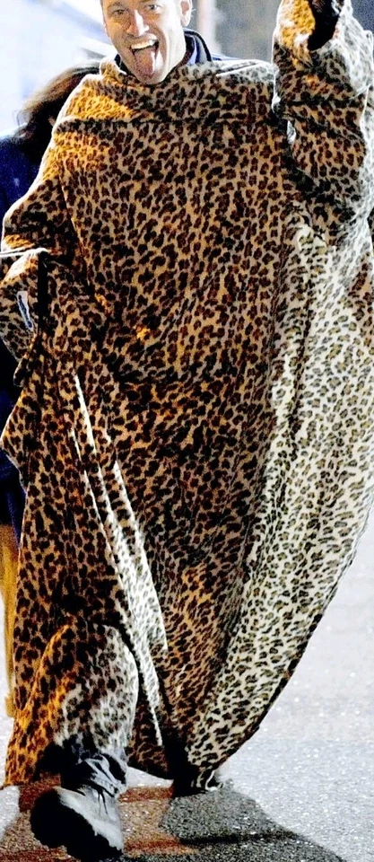 leopard cheetah Print Snuggie Blanket Xl - Image 3 of 4