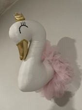 Princess Swan Wall Decor  Pink Tulle  Gold Crown  Nursery  Kids Room Decor