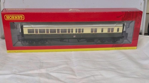 Hornby R4680A GWR (4941) Spannzangenkorridorbremse 3. (RH) Wagen. Nagelneu. | Condition: New