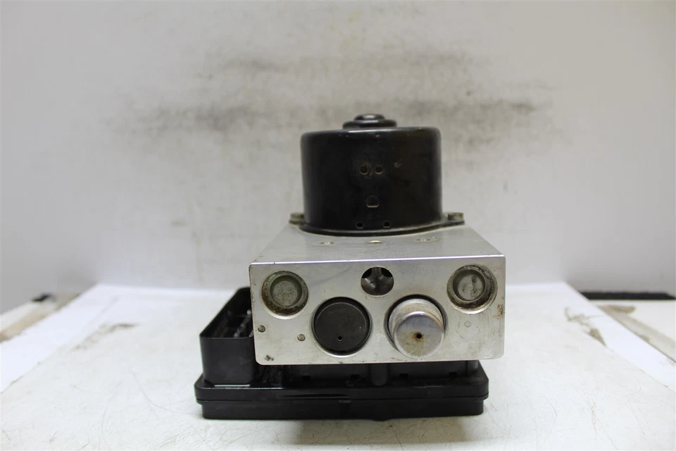 Módulo bomba freno antibloqueo ABS 47660ZP00A Nissan Pathfinder 2005-07 14N1 314 Foto 2 de 4