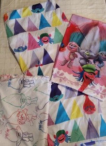 TROLLS KIDS 3 PIECE MICROFIBER TWIN SHEET SET FITTED, FLAT, PILLOWCASE PRE-OWNED