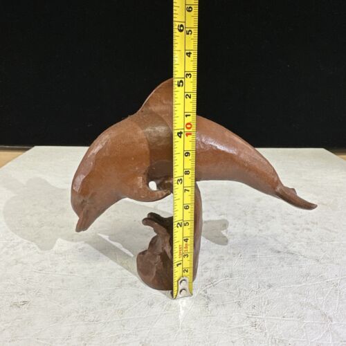 VINTAGE WOOD CARVED DOLPHIN 5 INCH TALL STATUE BY RED MILL MFG. - Picture 4 of 9