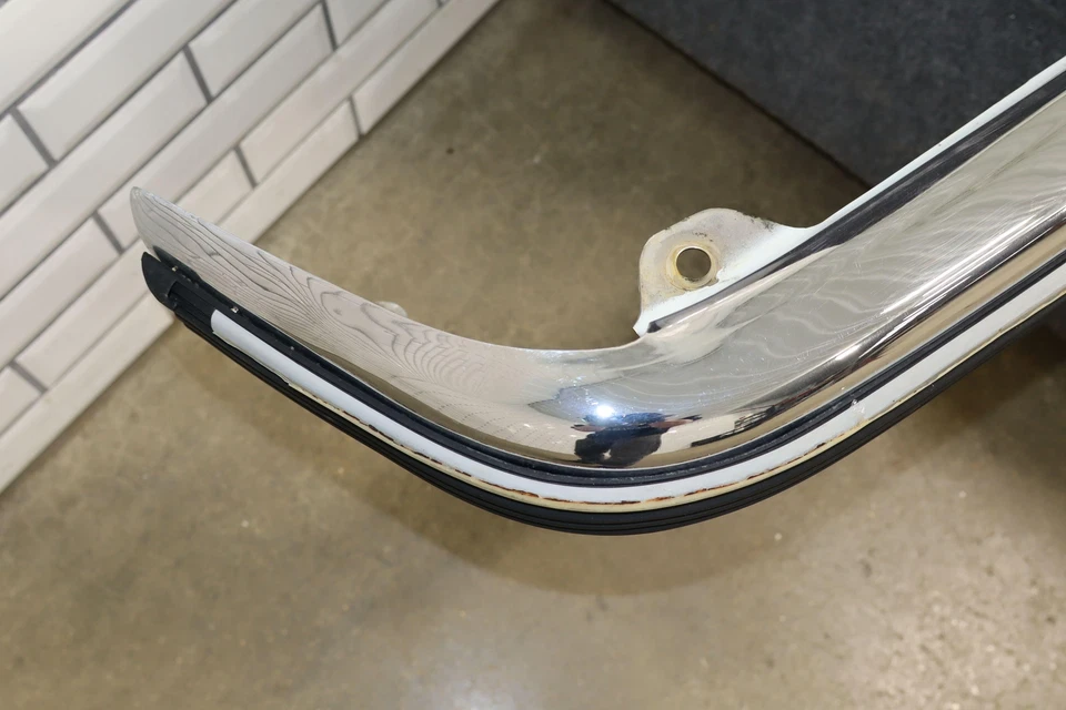 88-98 Chevy C/K Truck GMT400 OBS Chrome Diesel Front Bumper OEM Foto 2 de 4