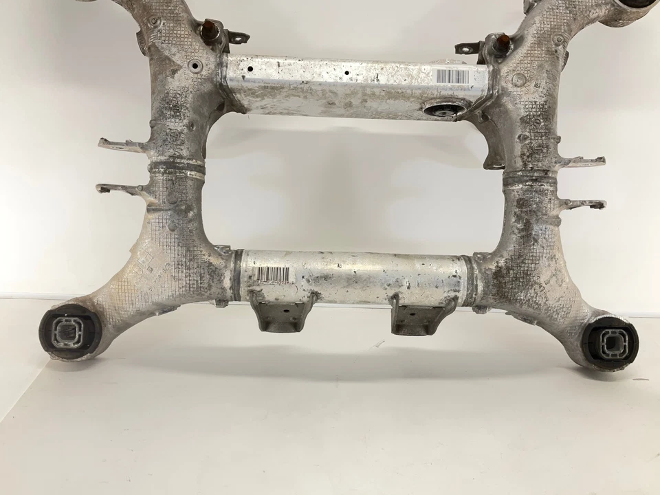 Soporte de suspensión trasera AWD 12-15 BMW 528xi Foto 2 de 4