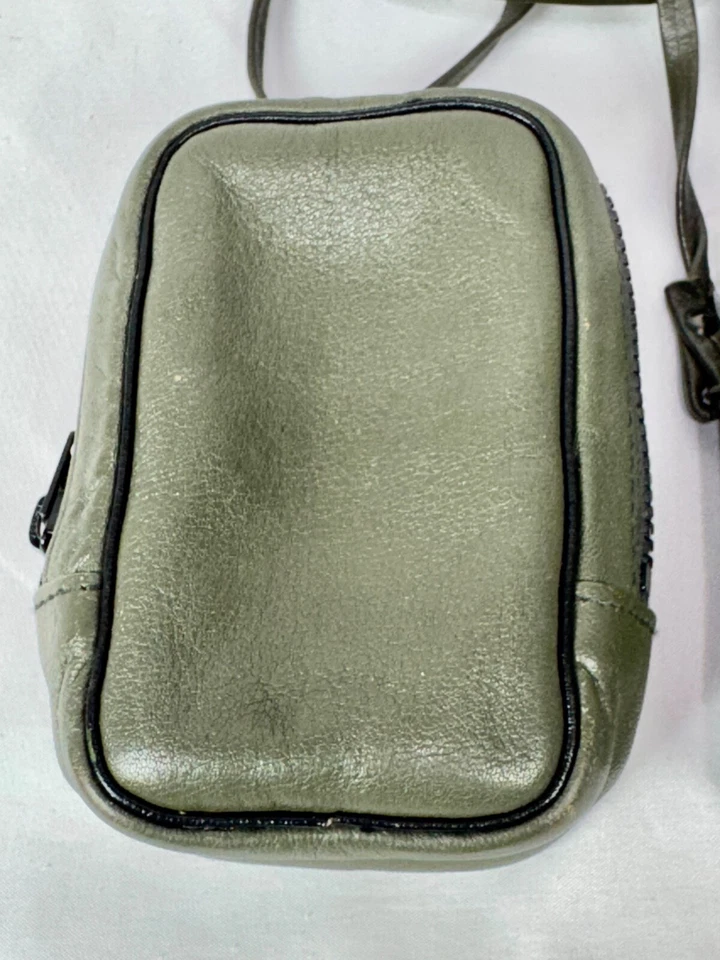 Vintage Compact Green Leupold 7x20A Gold Ring Binoculars w/Case Made in Portugal - Image 3 of 4