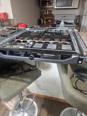 Dell PowerEdge R630 + Rails + Front Bezel - No HDD