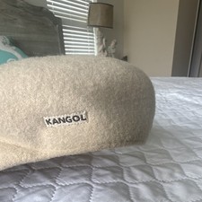 Kangol Mens Newsboy Cap Beige Solid Classic L...