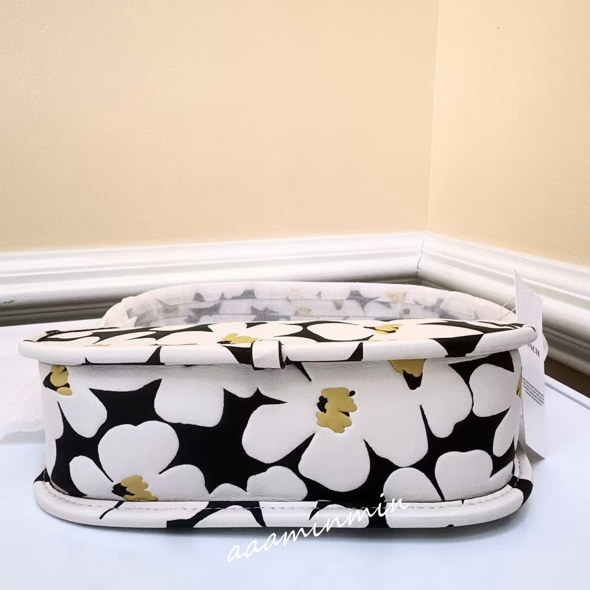 Coach Swinger 20 Floral Print Leather Clutch Shoulder Bag CR509