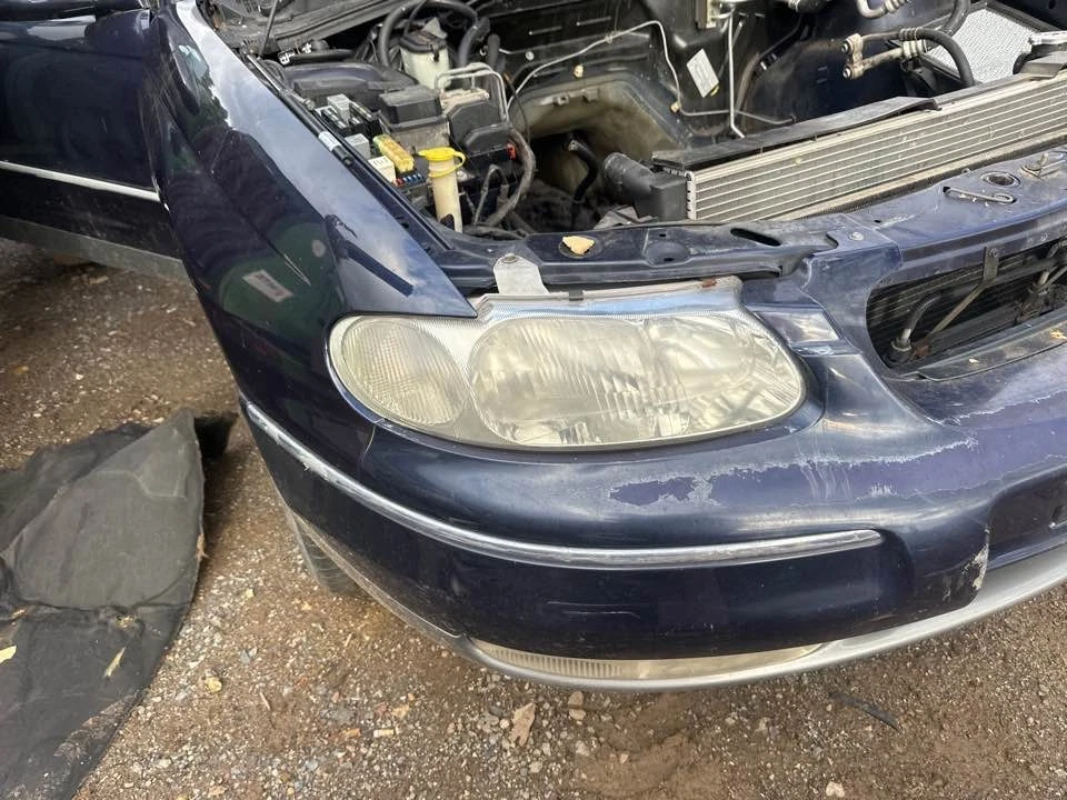 2001 Holden WH Statesman Left Passengers Weather Strip 99–03 Caprice #B733 - image 4 of 4