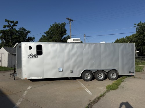 24’ Enclosed Custom Toy Hauler Trailer With Living Quarters
