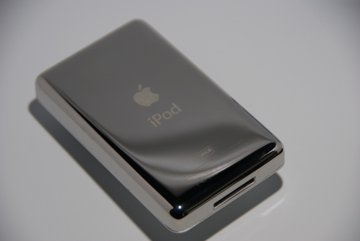 iPod classic 160GB silver（2009） だます
