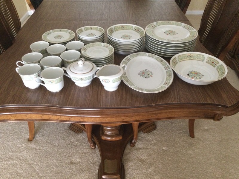 Fine China Dinnerware Set - 52 Pieces