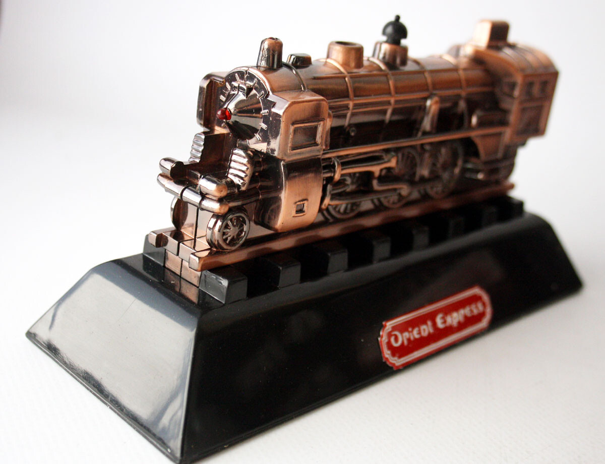 VINTAGE OLD TRAIN JS 1926 ORIENT EXPRESS TABLE LIGHTER WITH SOUNDS 