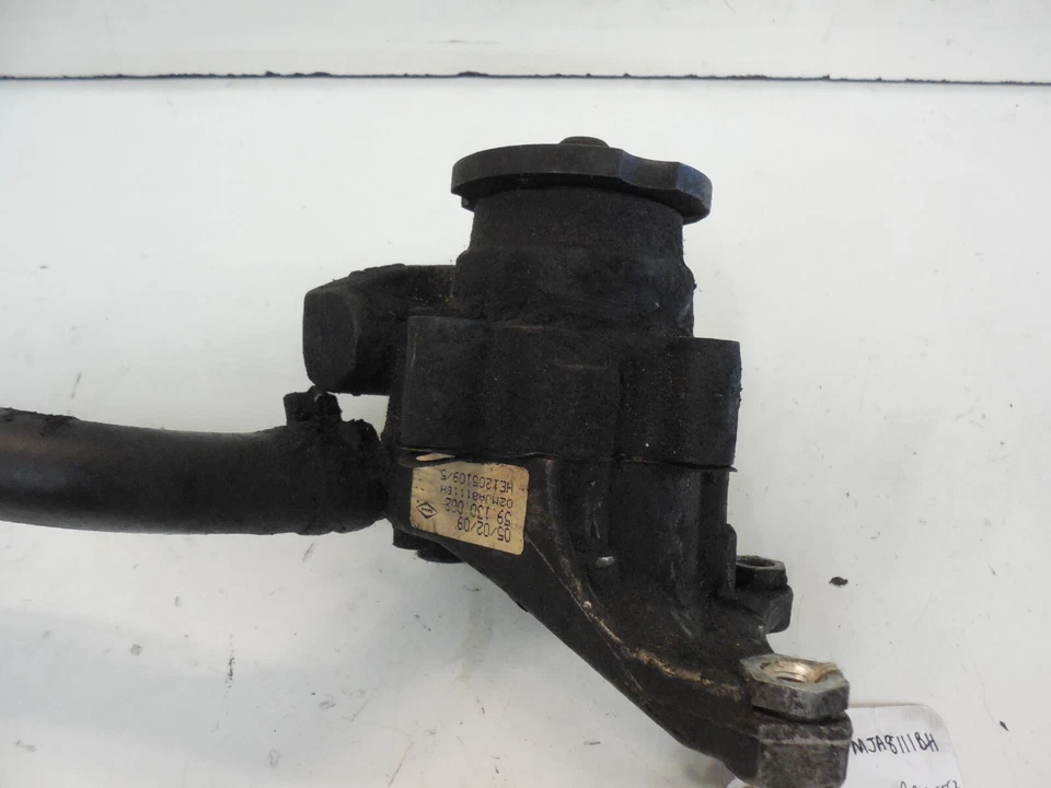 Bomba de dirección asistida Jaguar XK8 XJR 1998-2003 4,0 L con montaje MJA8111BH Foto 2 de 4