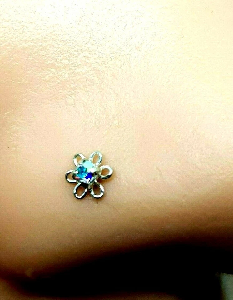 Piercing corpo perno naso filigrana fiore AB CZ pietra 22 g (0,6 mm) perno es... - Immagine 2 di 4