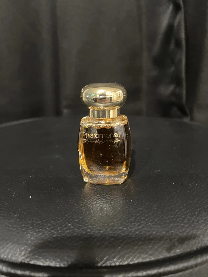 Salpicaduras de perfume Pheromone de Marilyn Miglin 1/4 oz muy raras ~ Foto 4 de 4