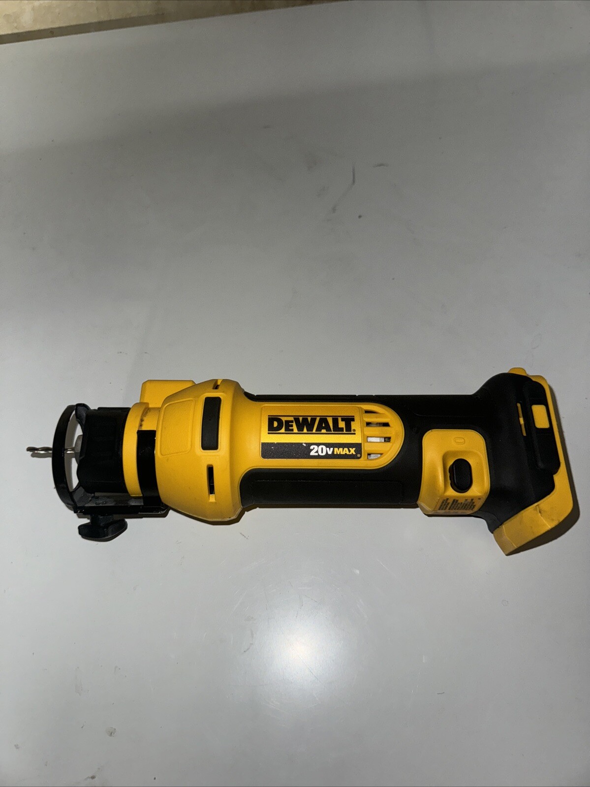 Dewalt 20v Max Drywall Cut Out Tool DCS551 Cordless Barely Used eBay